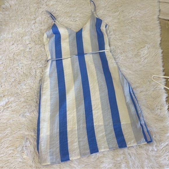 LULU'S Blue and white Sundress with Tie Size XS - Picture 5 of 6